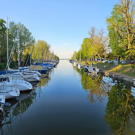 Hullam B&B Balatonmáriafürdő
