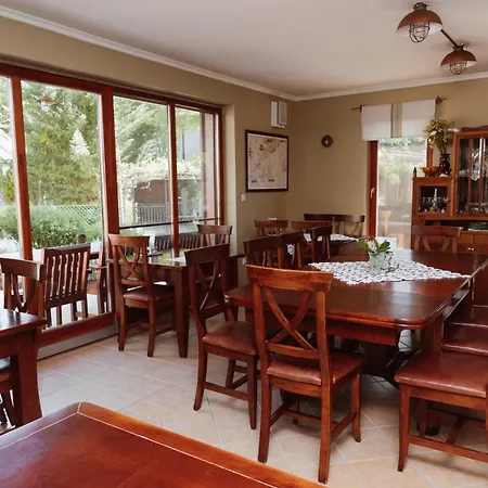 Bed and Breakfast Hullam 4*