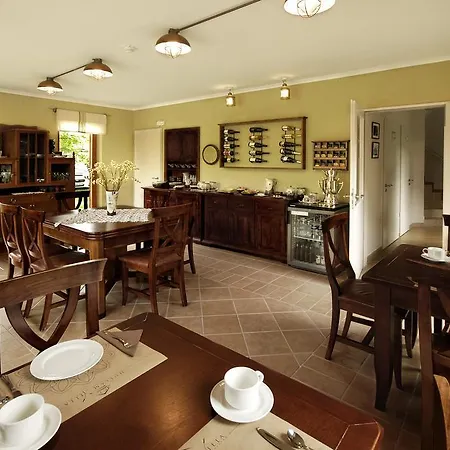 לינה וארוחת בוקר Hullam Balatonmáriafürdő