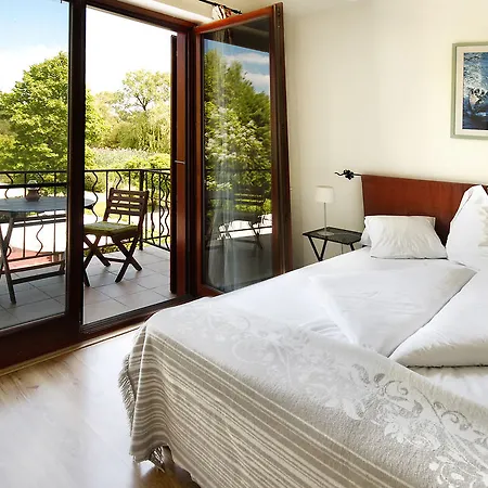 B&B Hullam 4*