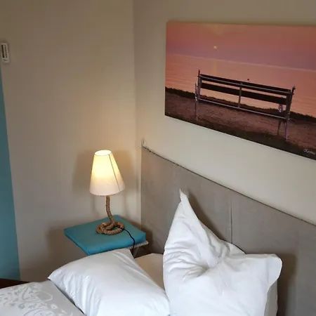 Bed & Breakfast Hullam Balatonmariafurdo