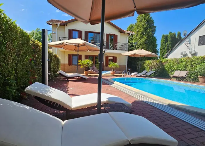 Hullám Bed and breakfast