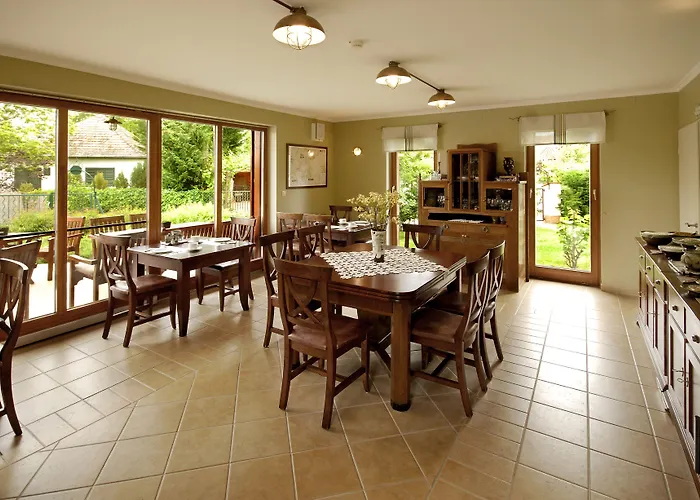 B&B Hullam 4*