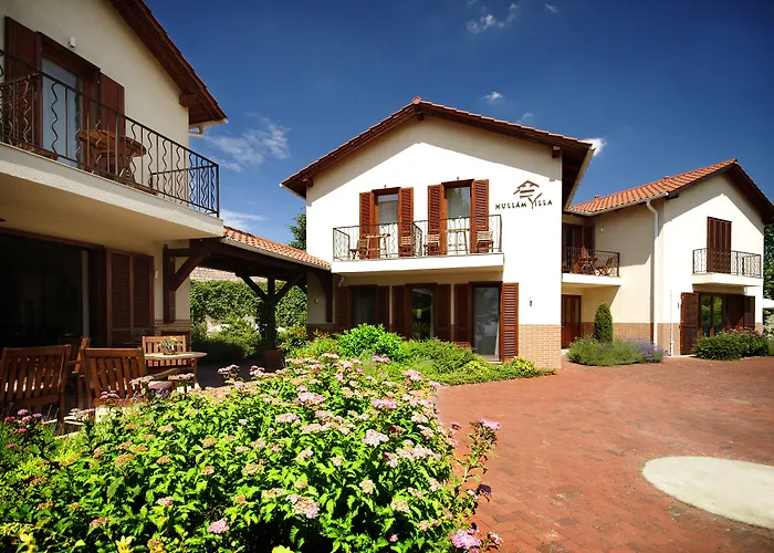 Hullam B&B