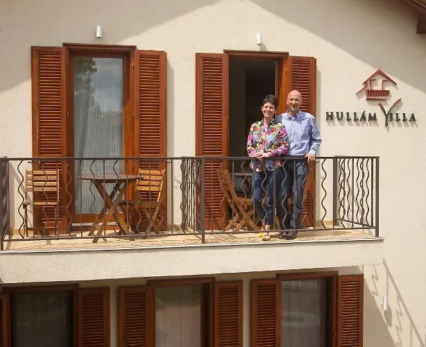 Hullám 4* Balatonmáriafürdő